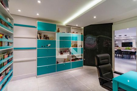 Sala 2 de apartamento à venda com 4 quartos, 346m² em Vila Suzana, São Paulo