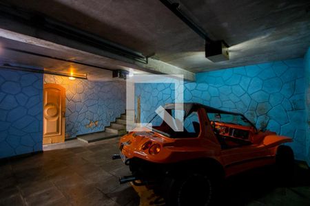 Garagem de casa à venda com 3 quartos, 231m² em Vila Apiai, Santo André