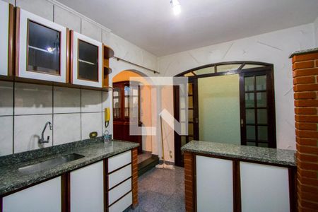 Cozinha de casa à venda com 3 quartos, 231m² em Vila Apiai, Santo André