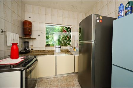 Casa à venda com 92m², 3 quartos e sem vagaCozinha