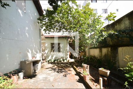 Casa à venda com 92m², 3 quartos e sem vagaQuintal