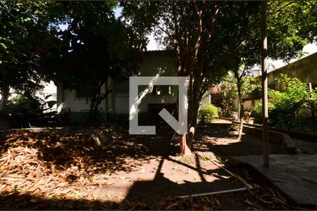 Casa à venda com 92m², 3 quartos e sem vagaQuintal