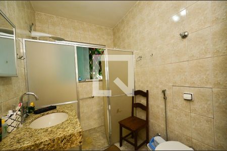 Casa à venda com 92m², 3 quartos e sem vagaBanheiro social
