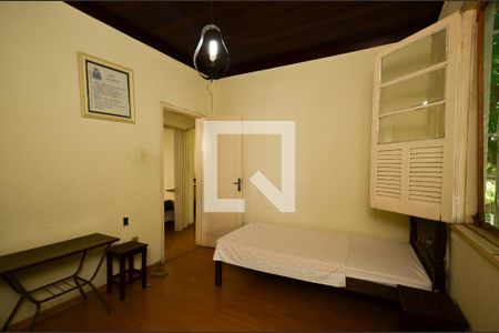 Quarto2 de casa à venda com 3 quartos, 92m² em Sagrada Família , Belo Horizonte