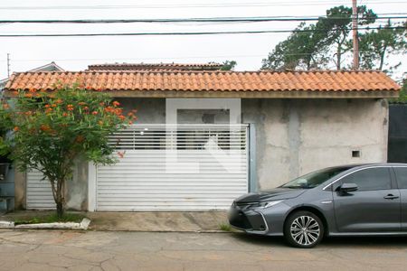 Fachada de casa à venda com 5 quartos, 600m² em Vila Carolina, São Paulo
