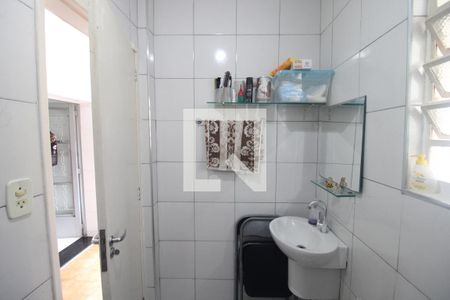 Casa à venda com 163m², 5 quartos e 1 vagaÁrea de Serviço - Banheiro