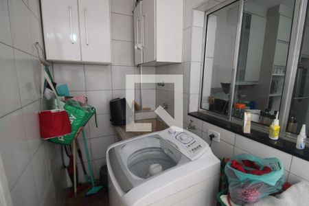 Casa à venda com 163m², 5 quartos e 1 vagaÁrea de Serviço