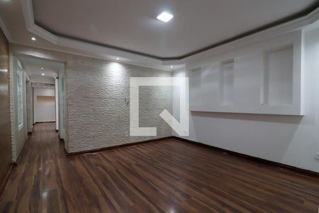 Casa 1 - Quarto 1 de casa à venda com 8 quartos, 250m² em Jardim Ipanema(zona Leste), São Paulo