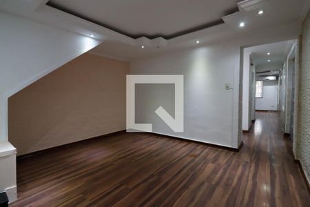 Casa 1 - Quarto 2 de casa à venda com 8 quartos, 250m² em Jardim Ipanema(zona Leste), São Paulo