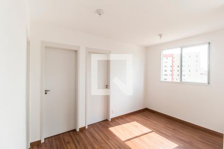 Sala de apartamento para alugar com 2 quartos, 40m² em Vila da Oportunidade, Carapicuíba