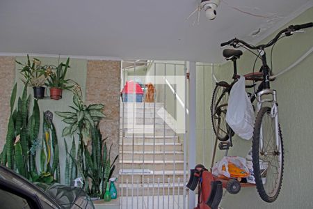 Garagem de casa de condomínio para alugar com 3 quartos, 141m² em Vila Capuava, Valinhos