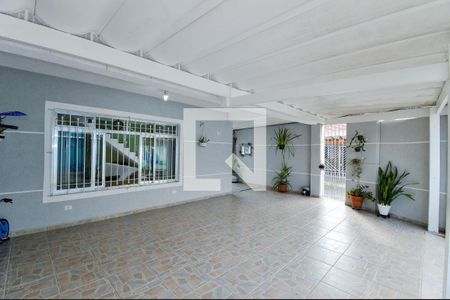 Garagem de casa à venda com 4 quartos, 170m² em Vila Galvão, Guarulhos