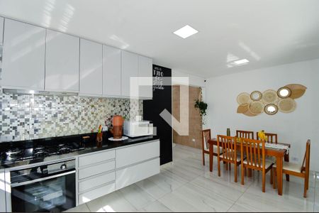 Cozinha de casa à venda com 4 quartos, 170m² em Vila Galvão, Guarulhos