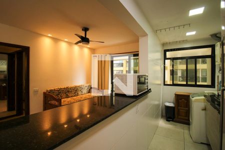 Cozinha de apartamento para alugar com 1 quarto, 60m² em Barra da Tijuca, Rio de Janeiro