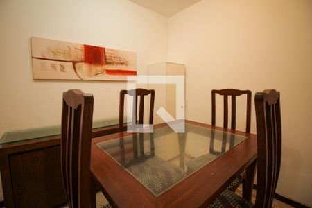 Sala de apartamento para alugar com 1 quarto, 60m² em Barra da Tijuca, Rio de Janeiro