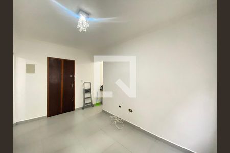 Sala de apartamento para alugar com 2 quartos, 56m² em Picanço, Guarulhos
