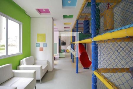 Apartamento à venda com 2 quartos, 57m² em Umuarama, Osasco