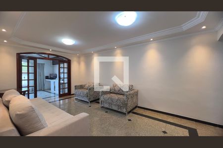 Sala de casa para alugar com 3 quartos, 177m² em Alto de Pinheiros, São Paulo