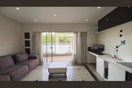 Sala de TV de casa para alugar com 3 quartos, 177m² em Alto de Pinheiros, São Paulo