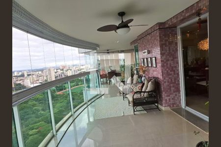 Apartamento à venda com 4 quartos, 241m² em Jardim Analia Franco, São Paulo