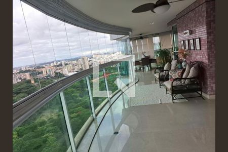 Apartamento à venda com 4 quartos, 241m² em Jardim Analia Franco, São Paulo