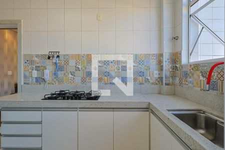 Cozinha de apartamento à venda com 3 quartos, 90m² em Palmares, Belo Horizonte