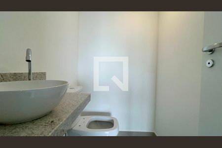 Lavabo de apartamento à venda com 2 quartos, 77m² em Pinheiros, São Paulo