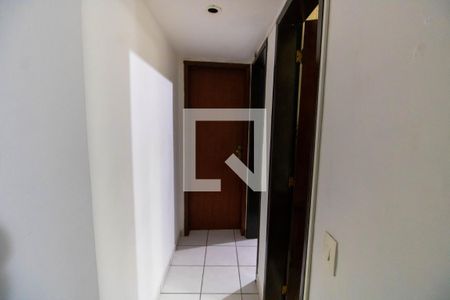 Corredor de apartamento para alugar com 2 quartos, 55m² em Barreto, Niterói