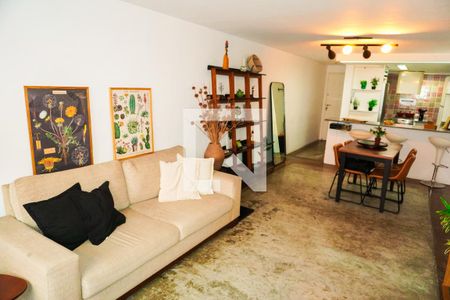 Sala de TV de apartamento à venda com 2 quartos, 95m² em Cerqueira César, São Paulo