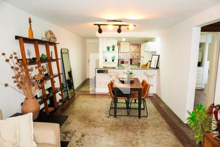 Sala de TV de apartamento à venda com 2 quartos, 95m² em Cerqueira César, São Paulo