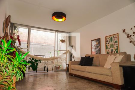 Sala de apartamento à venda com 2 quartos, 95m² em Cerqueira César, São Paulo