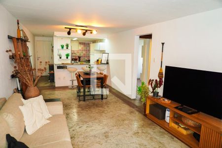 Sala de TV de apartamento à venda com 2 quartos, 95m² em Cerqueira César, São Paulo