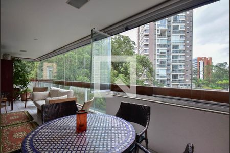 Varanda de apartamento para alugar com 3 quartos, 164m² em Vila Andrade, São Paulo