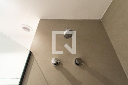 Banheiro de kitnet/studio à venda com 1 quarto, 24m² em Vila Mariana, São Paulo