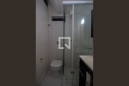 Banheiro de apartamento para alugar com 1 quarto, 37m² em Cidade Baixa, Porto Alegre