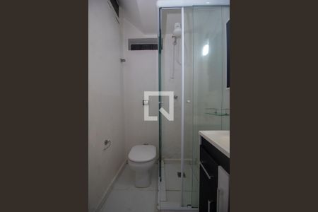 Banheiro de apartamento para alugar com 1 quarto, 37m² em Cidade Baixa, Porto Alegre