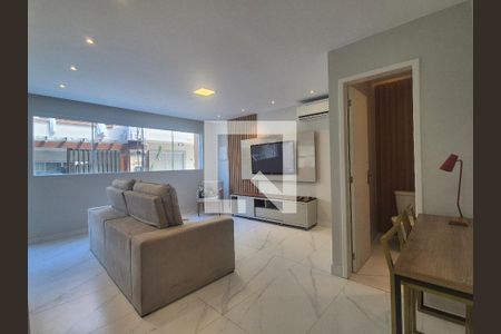 Sala de casa de condomínio para alugar com 2 quartos, 100m² em Recreio dos Bandeirantes, Rio de Janeiro