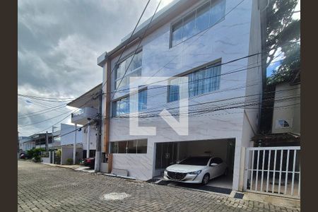 Fachada do Prédio de casa de condomínio para alugar com 2 quartos, 100m² em Recreio dos Bandeirantes, Rio de Janeiro