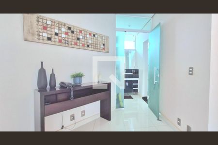 Hall de entrada de casa de condomínio para alugar com 4 quartos, 1040m² em Condados da Lagoa, Lagoa Santa