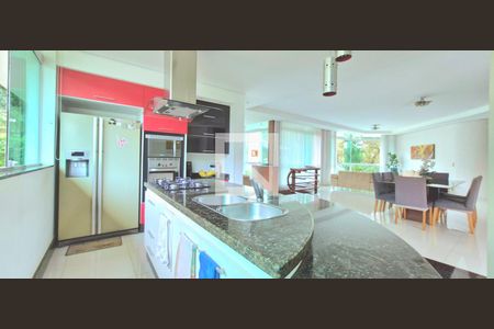 Cozinha de casa de condomínio à venda com 4 quartos, 1040m² em Condados da Lagoa, Lagoa Santa