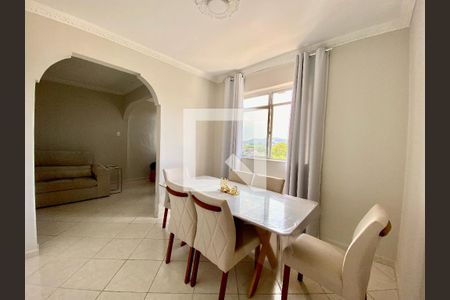 Sala de apartamento para alugar com 2 quartos, 78m² em Del Castilho, Rio de Janeiro