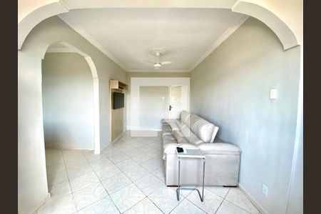 Sala de apartamento para alugar com 2 quartos, 78m² em Del Castilho, Rio de Janeiro