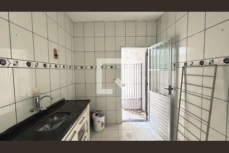 Cozinha de casa para alugar com 1 quarto, 38m² em Vila Luzita, Santo André