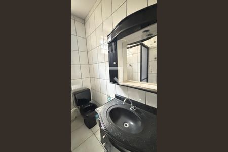 Banheiro de casa para alugar com 1 quarto, 38m² em Vila Luzita, Santo André