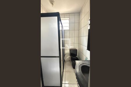 Banheiro de casa para alugar com 1 quarto, 38m² em Vila Luzita, Santo André
