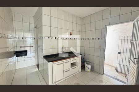 Cozinha de casa para alugar com 1 quarto, 38m² em Vila Luzita, Santo André