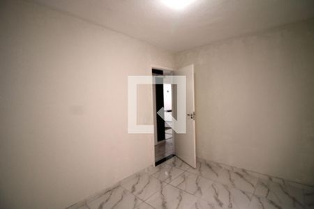 Quarto 1 de apartamento para alugar com 2 quartos, 50m² em Brás de Pina, Rio de Janeiro