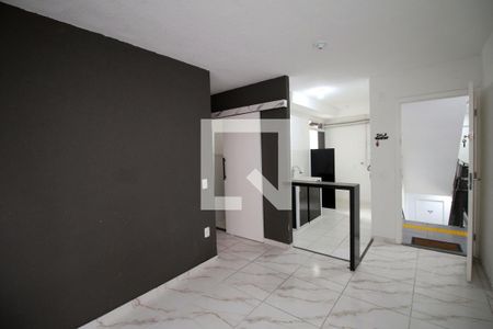 Sala de apartamento para alugar com 2 quartos, 50m² em Brás de Pina, Rio de Janeiro