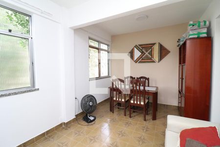 Sala de apartamento para alugar com 2 quartos, 60m² em Moneró, Rio de Janeiro