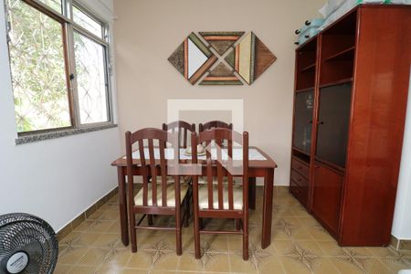 Sala de apartamento para alugar com 2 quartos, 60m² em Moneró, Rio de Janeiro